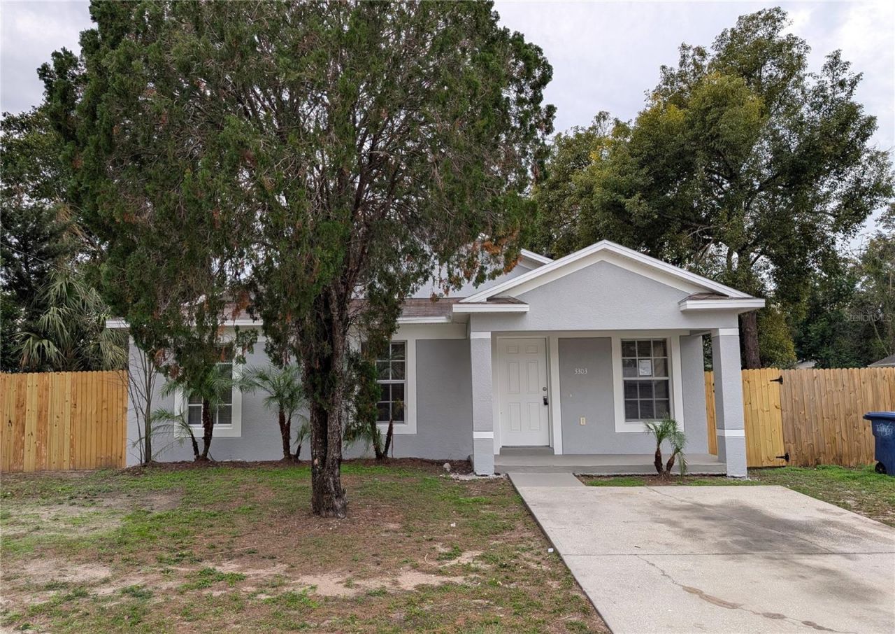 3303 E Frierson Avenue, Tampa, FL 33610 Main Photo