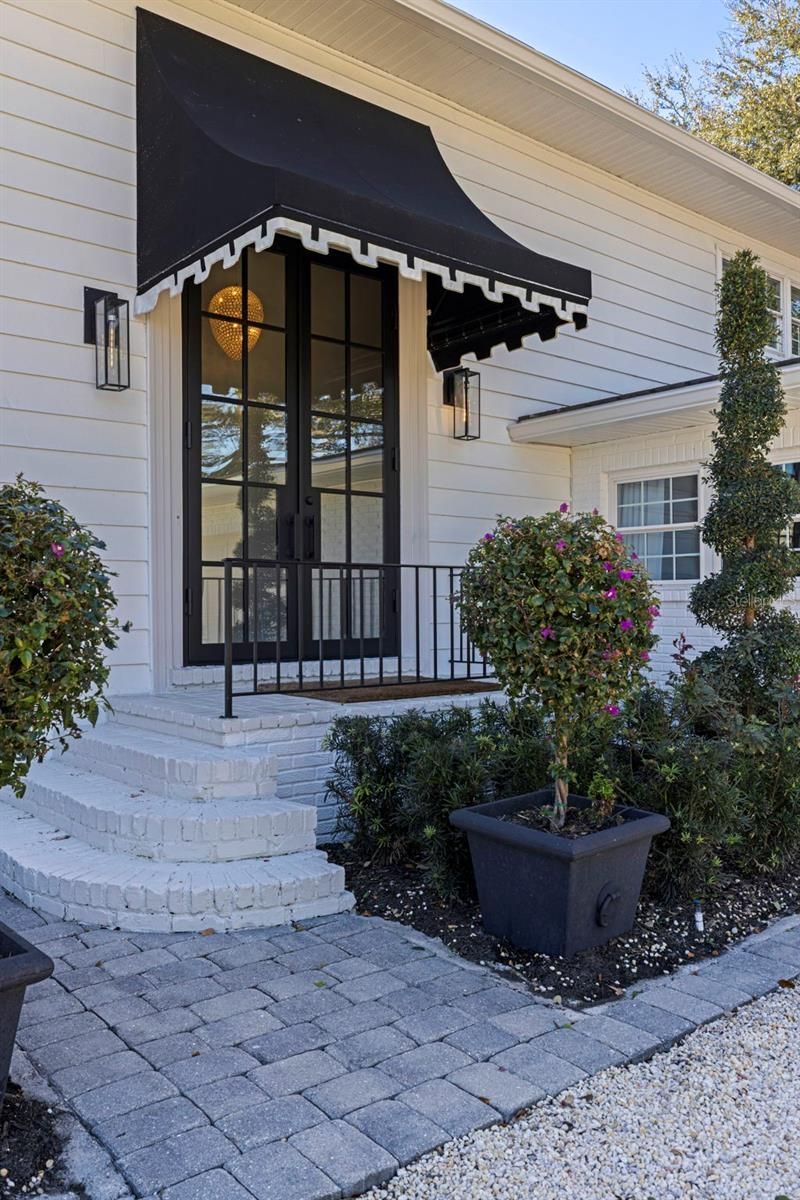 218 Colony Point Road S, Saint Petersburg, FL 33705 Photo