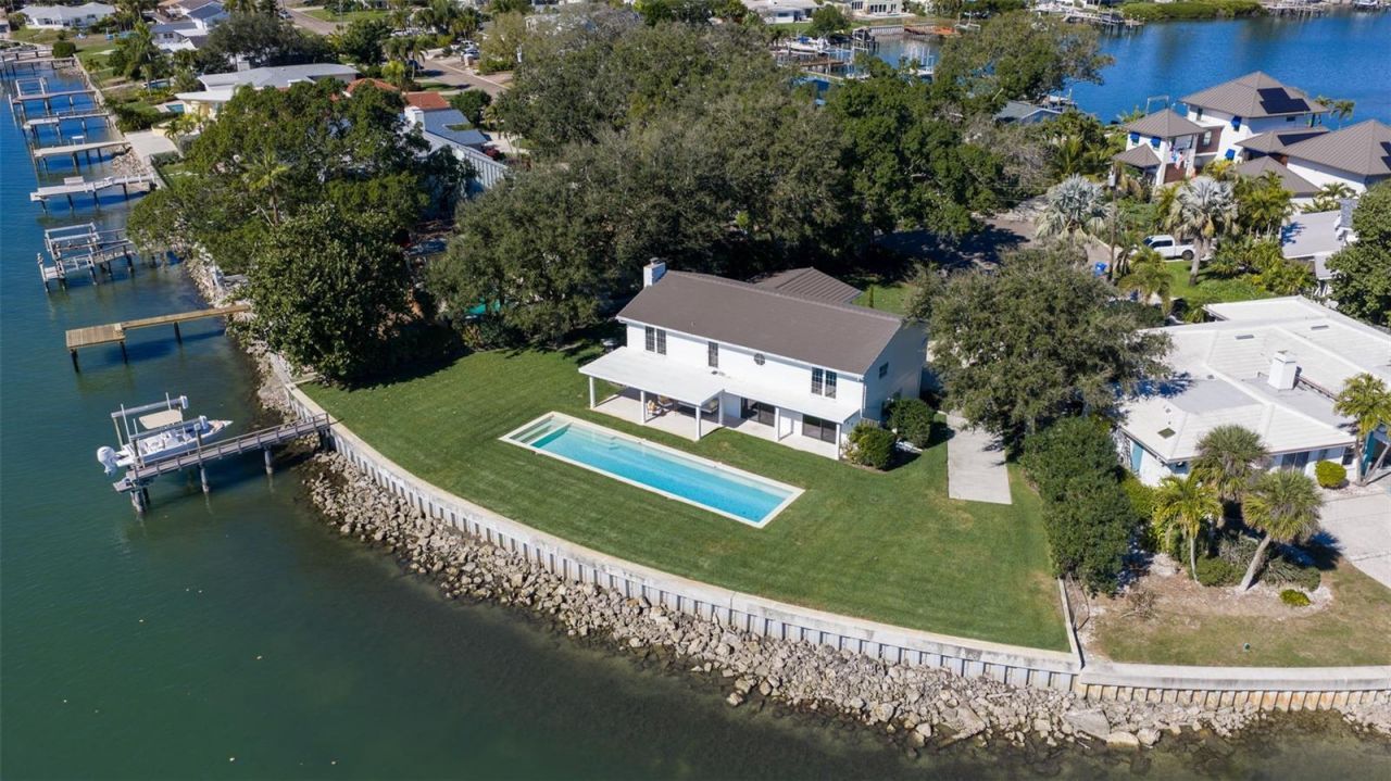 218 Colony Point Road S, Saint Petersburg, FL 33705 Photo