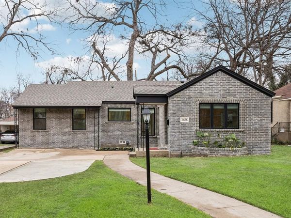 1426 Alaska Avenue, Dallas, TX 75216