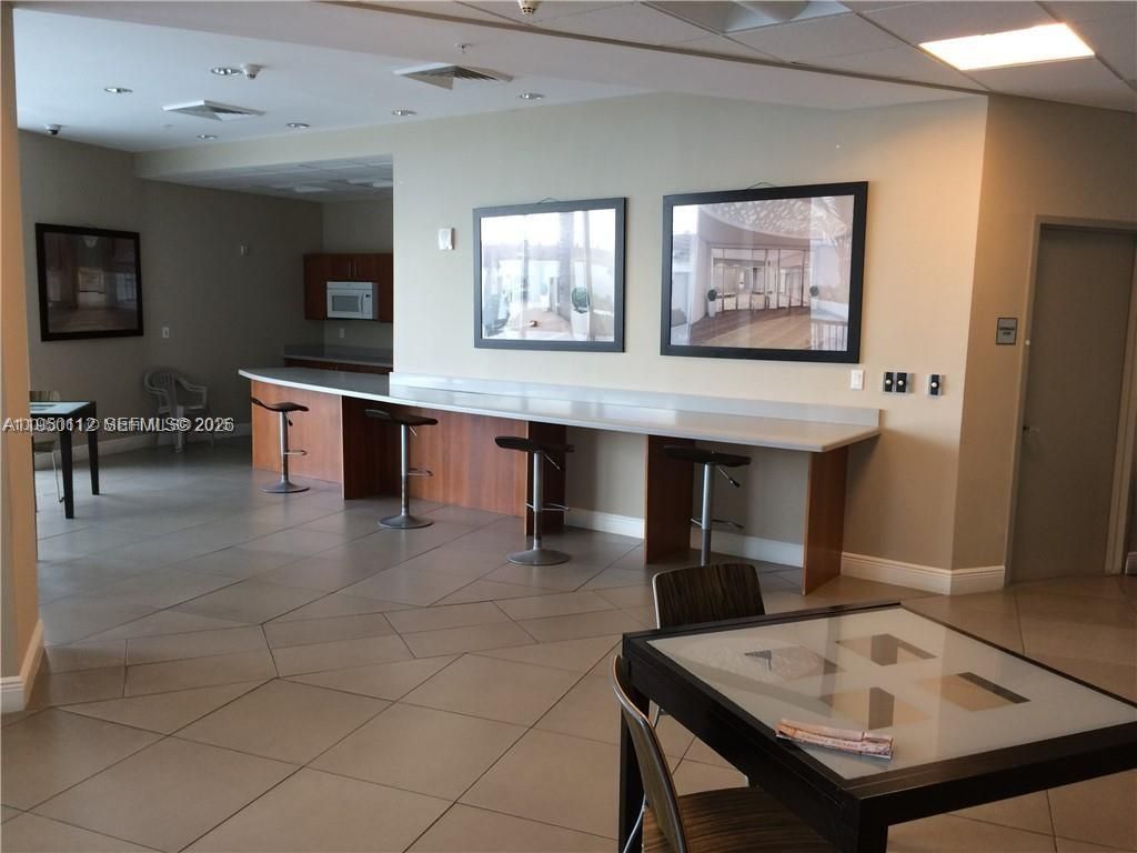 1750 N Bayshore Dr, Unit 4912, Miami, FL 33132 Photo