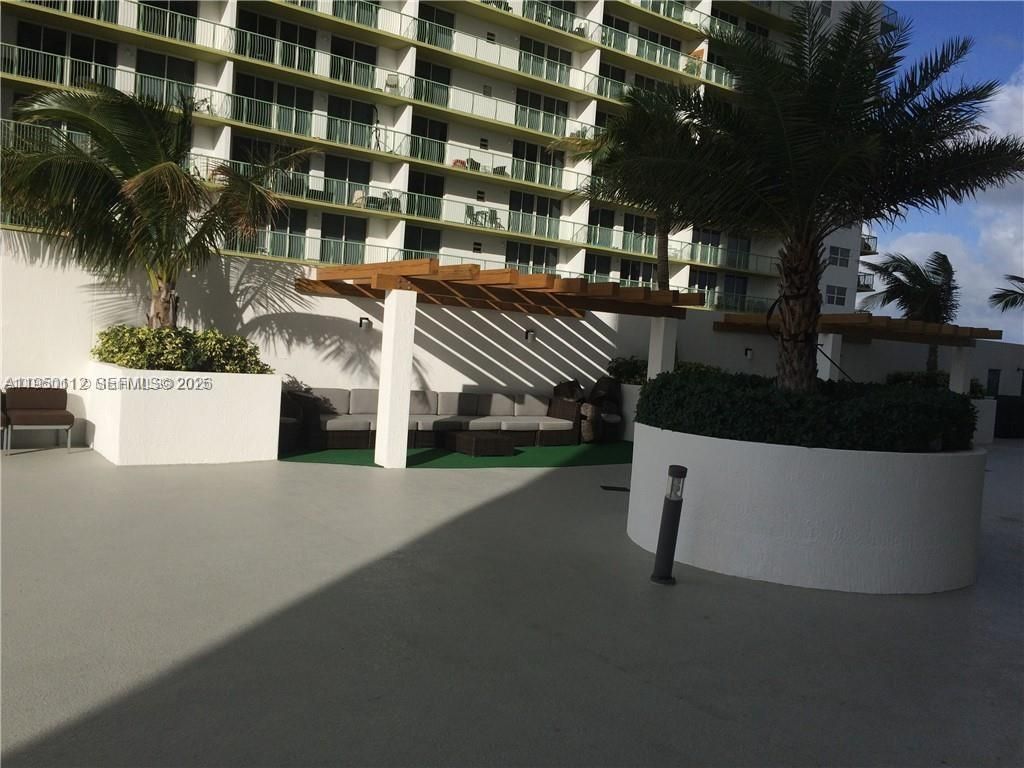 1750 N Bayshore Dr, Unit 4912, Miami, FL 33132 Photo