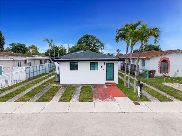 458 E 20th St, Hialeah, FL 33013