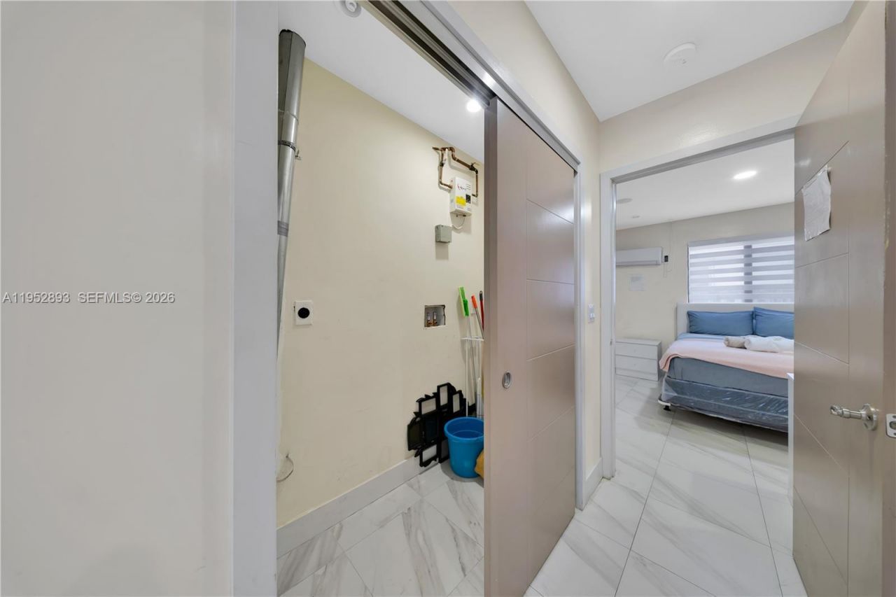 458 E 20th St, Hialeah, FL 33013 Photo