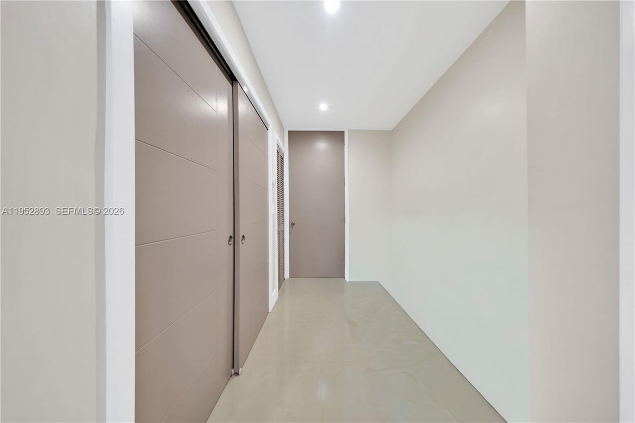 458 E 20th St, Hialeah, FL 33013 Photo