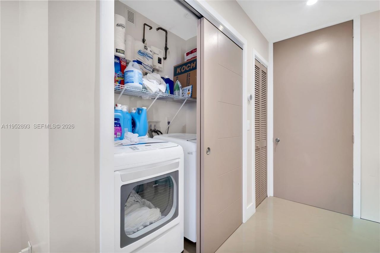 458 E 20th St, Hialeah, FL 33013 Photo