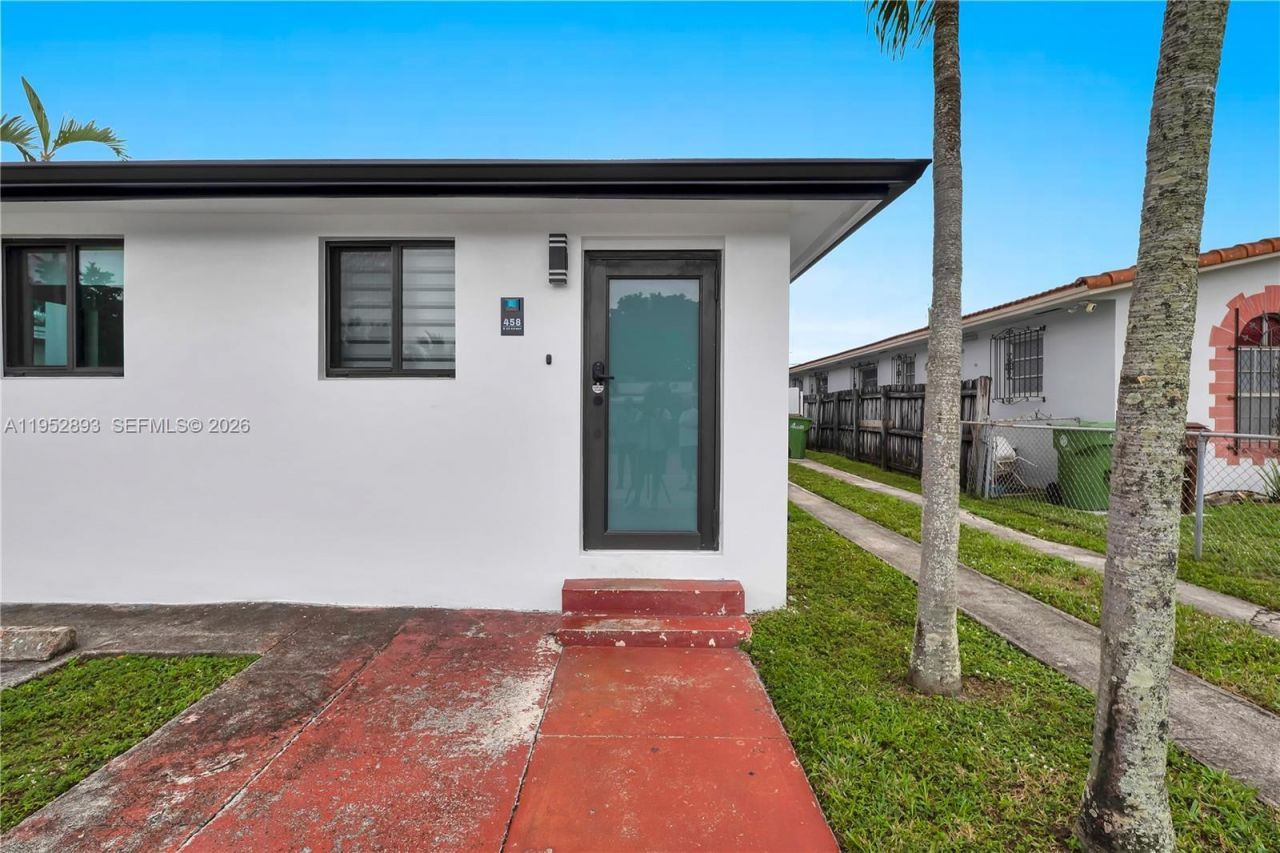 458 E 20th St, Hialeah, FL 33013 Photo