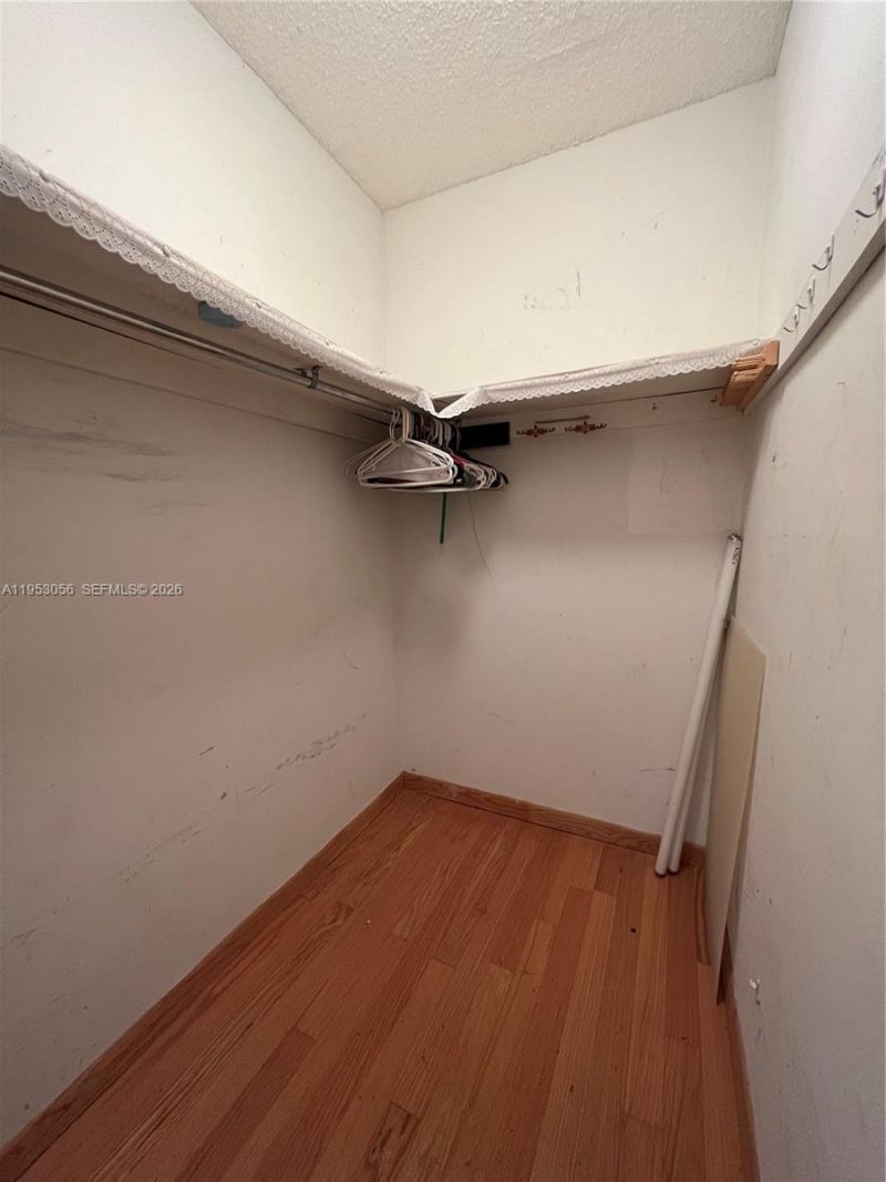 1111 Crandon Blvd, Unit A706, Key Biscayne, FL 33149 Photo