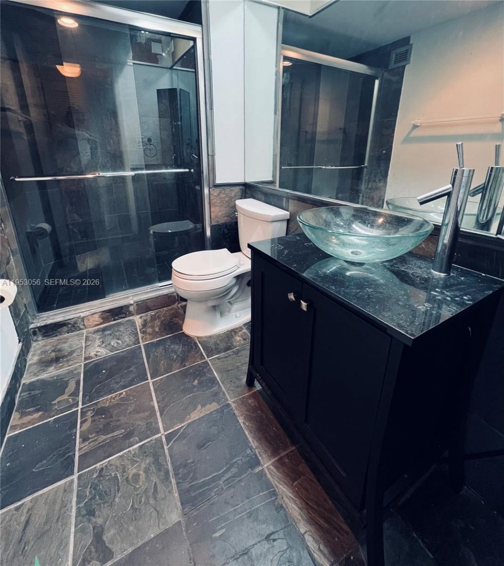 1111 Crandon Blvd, Unit A706, Key Biscayne, FL 33149 Photo