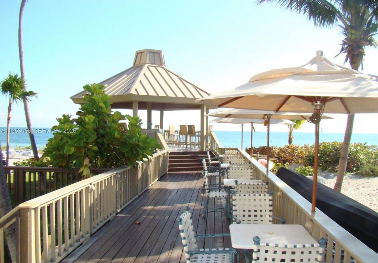 1111 Crandon Blvd, Unit A706, Key Biscayne, FL 33149 Photo