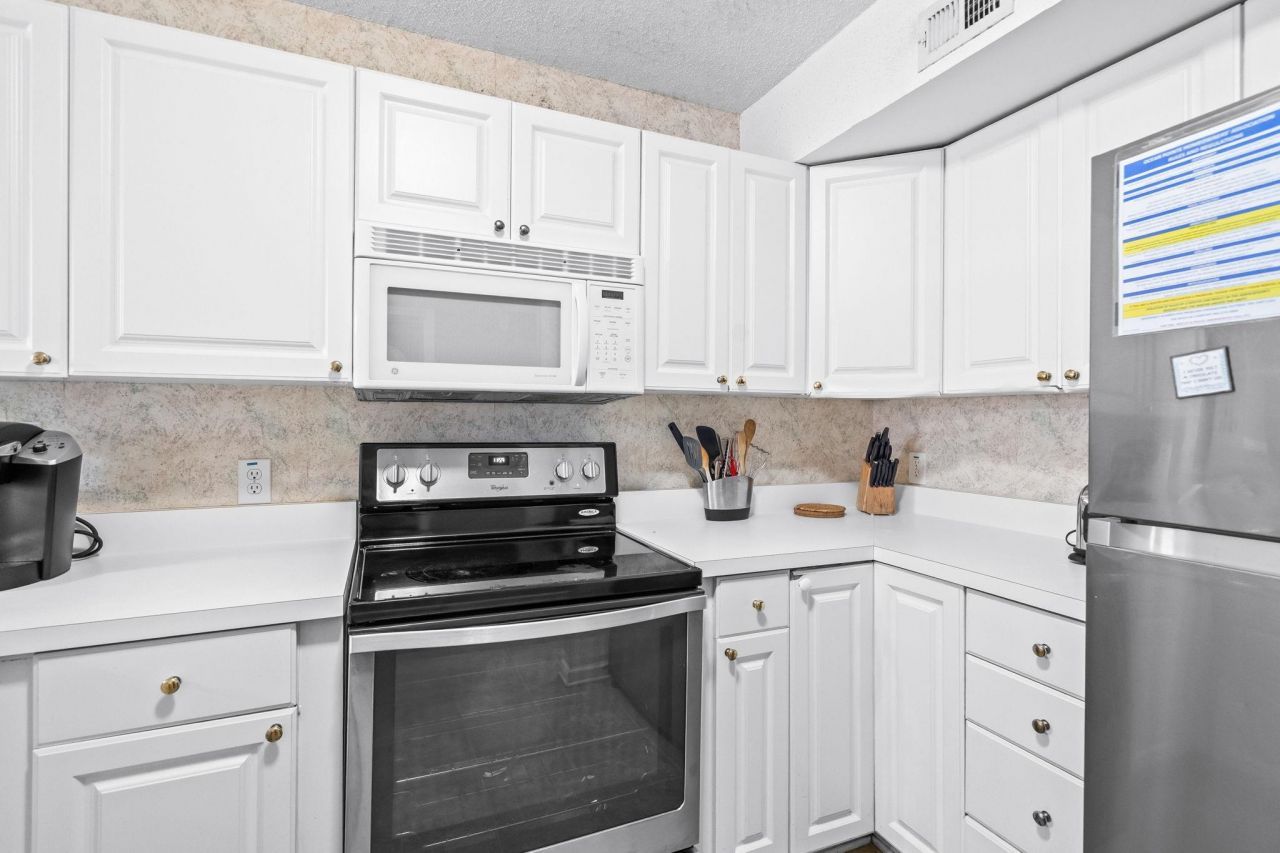 6103 N Ocean Blvd. Photo 21