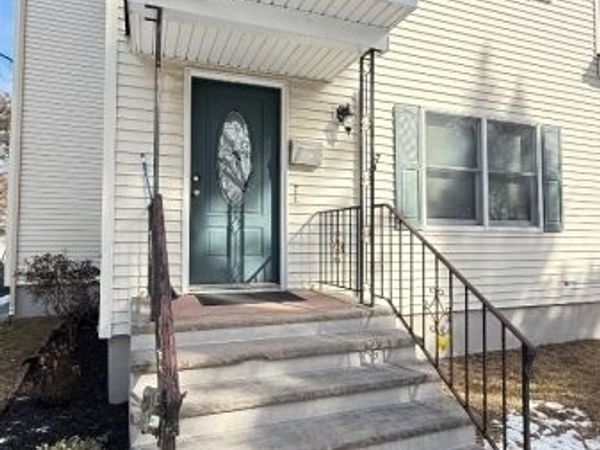 56 Woodward Ave, Rutherford, NJ 07070