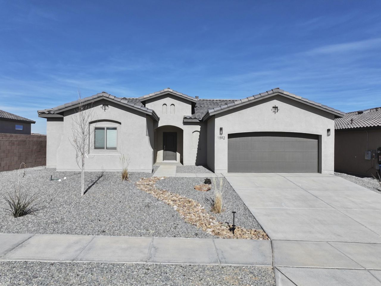 1592 Valle De Colores Street Nw, Los Lunas, NM 87031 Main Photo