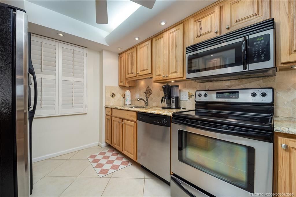 3100 SE Pruitt Road, Unit G-205, Port Saint Lucie, FL 34952 Photo