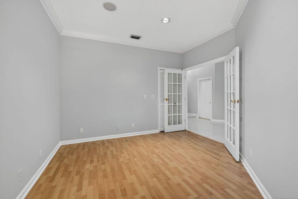 1052 W Shore Drive, West Palm Beach, FL 33406 Photo