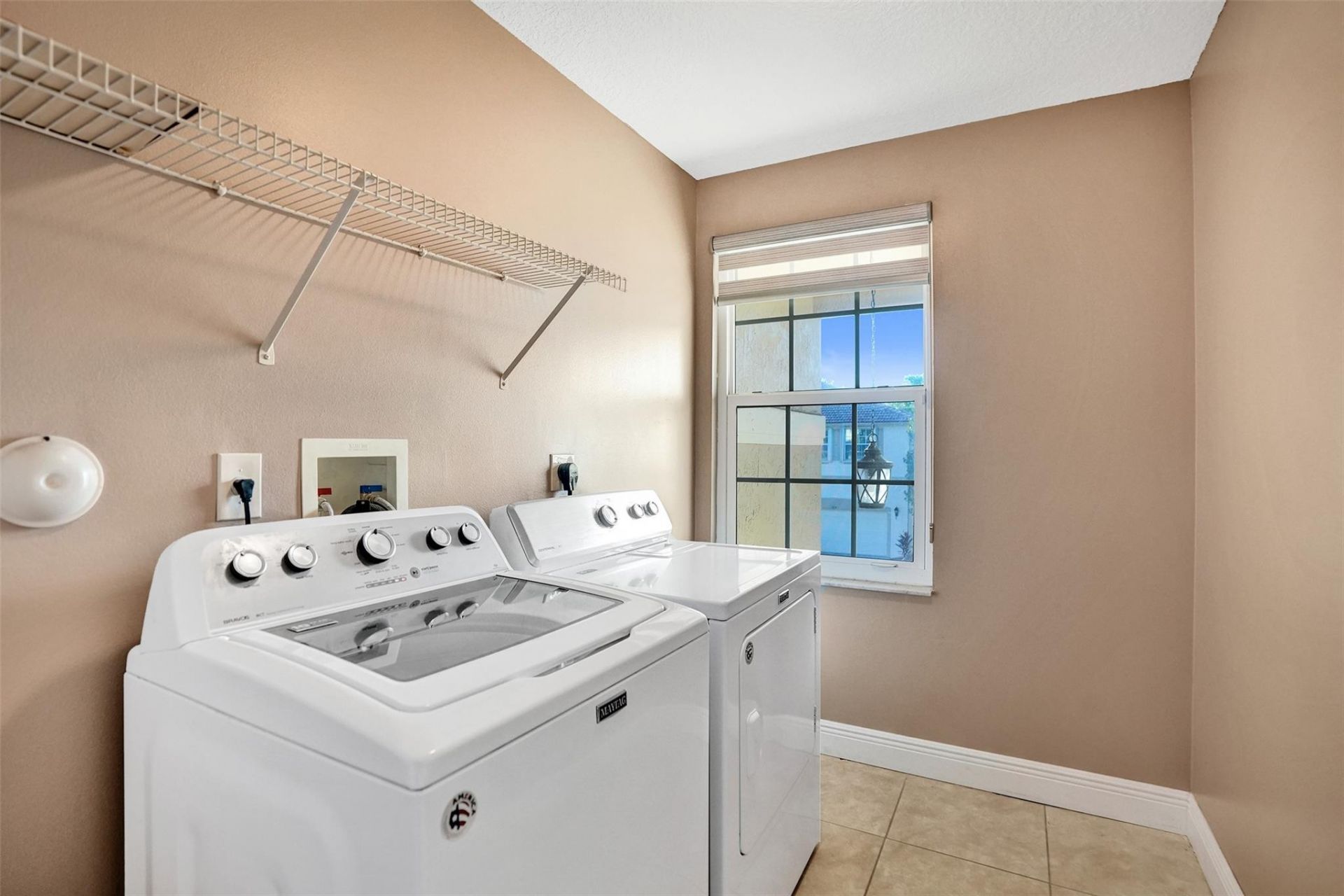 869 NW 127th Ave, Coral Springs, FL 33071 Photo