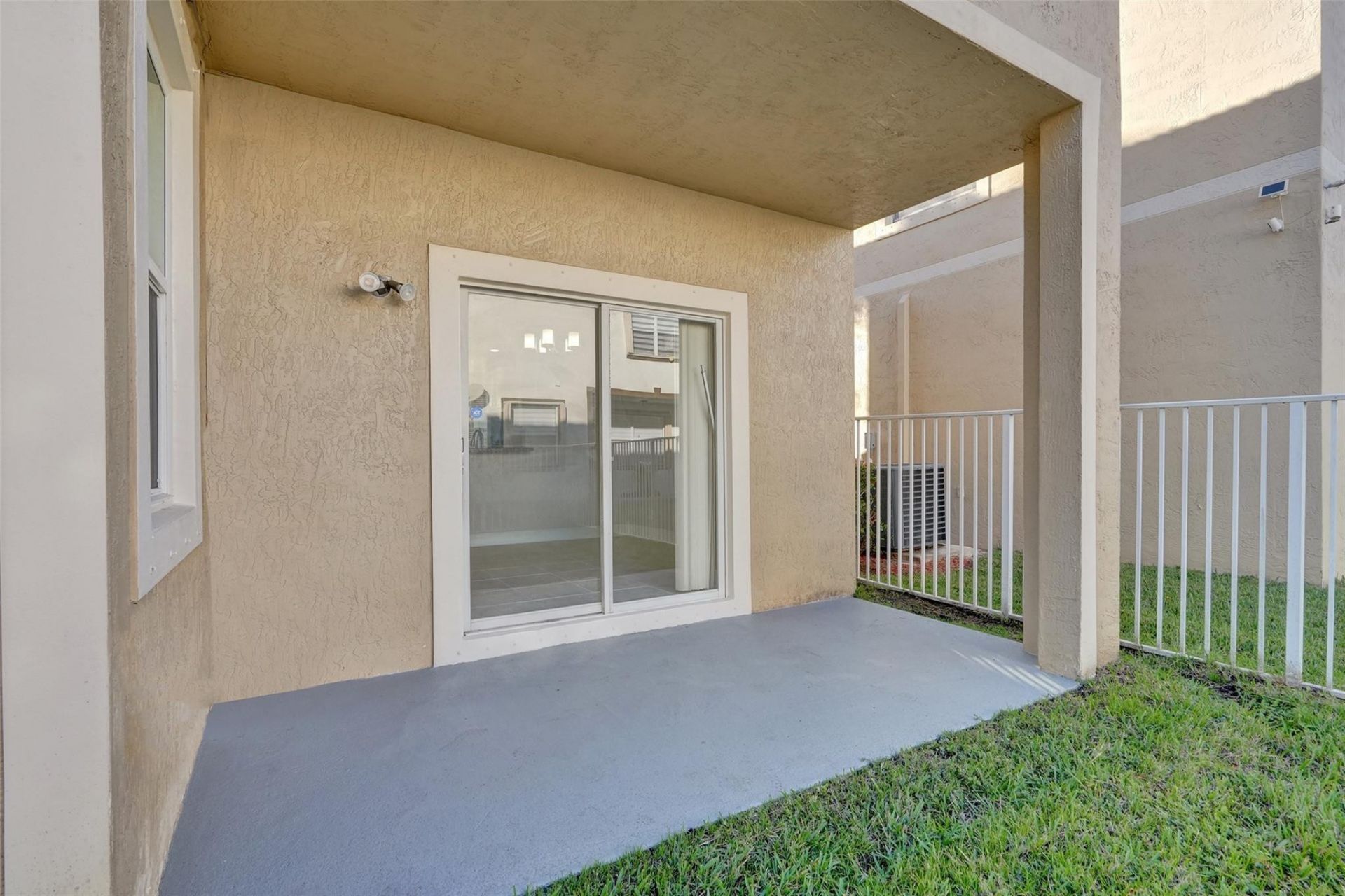 869 NW 127th Ave, Coral Springs, FL 33071 Photo