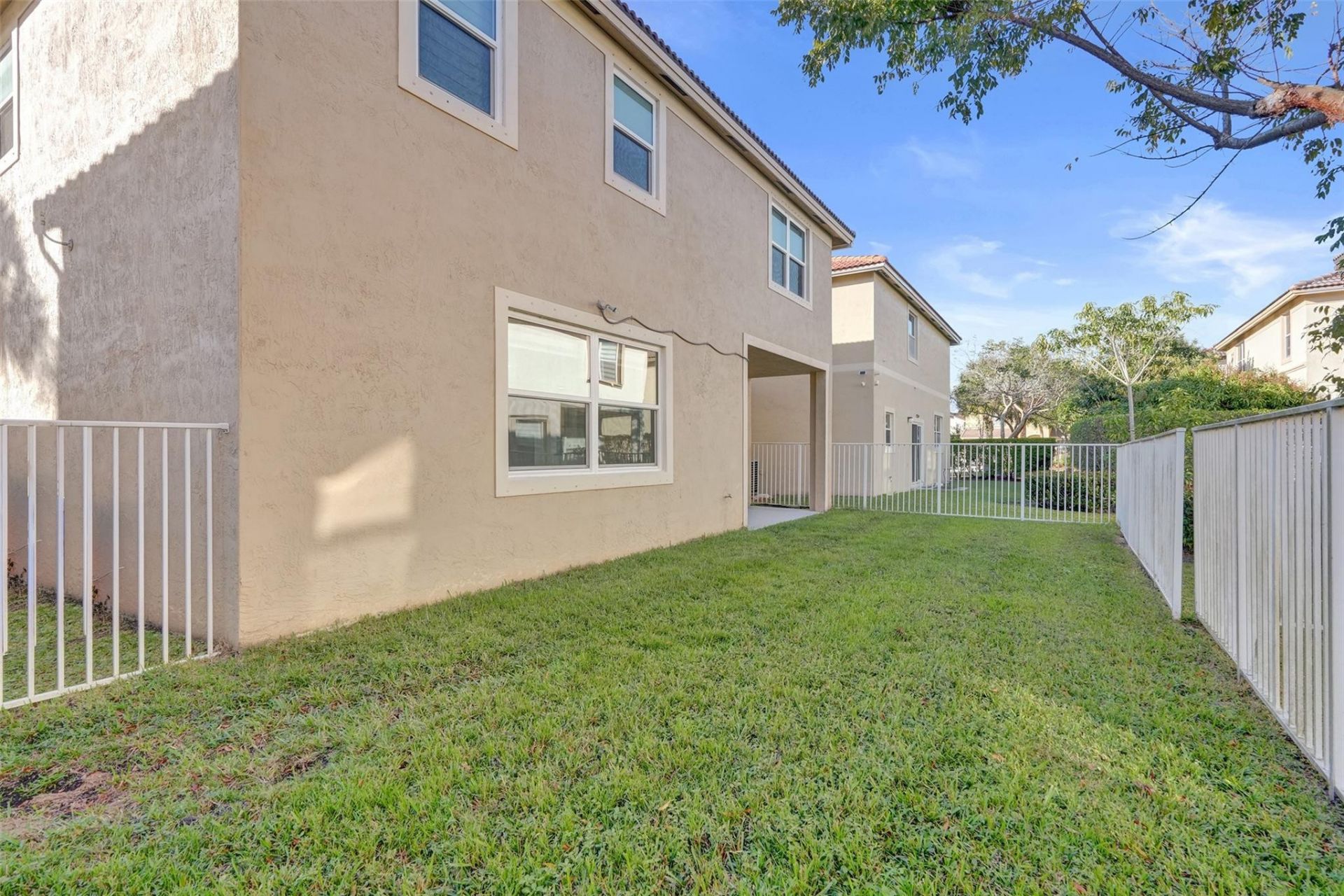 869 NW 127th Ave, Coral Springs, FL 33071 Photo