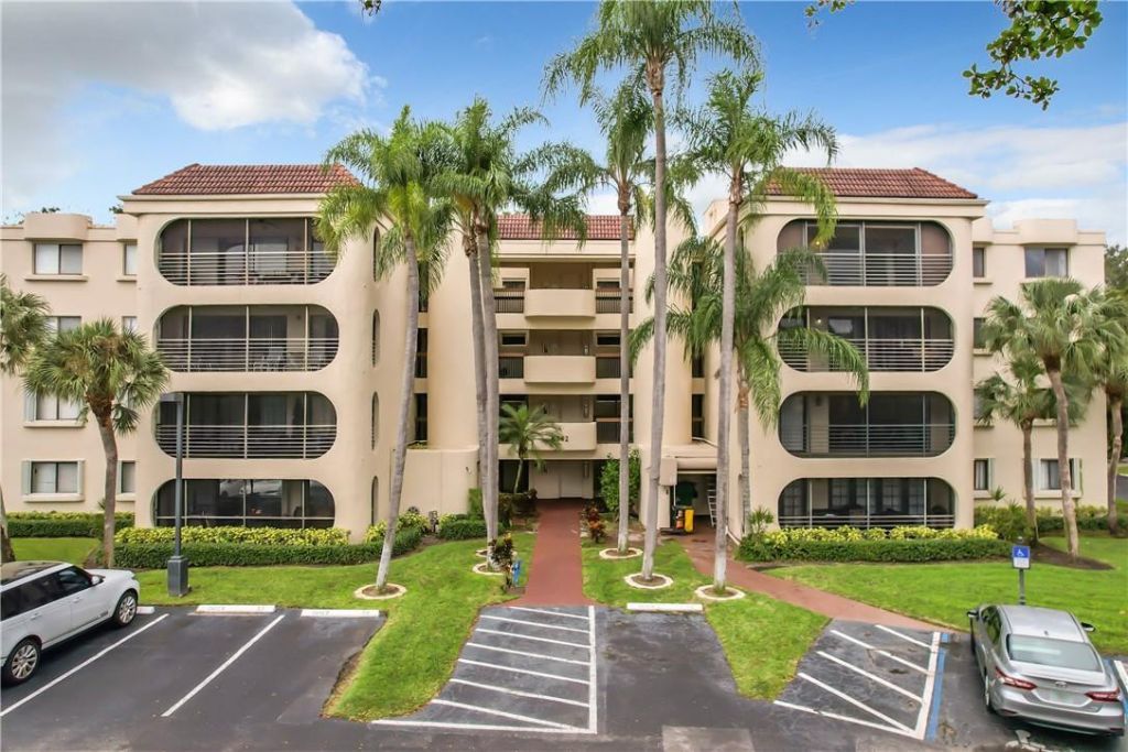 6342 Longboat Lane, Unit 404, Boca Raton, FL 33433 Photo