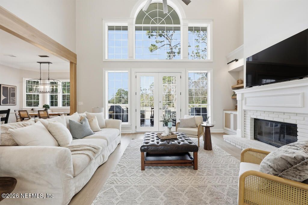 7956 Hollyridge Road, Jacksonville, FL 32256 Photo