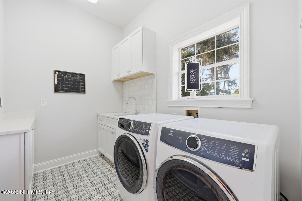 7956 Hollyridge Road, Jacksonville, FL 32256 Photo