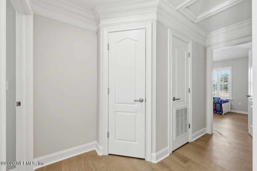 7956 Hollyridge Road, Jacksonville, FL 32256 Photo