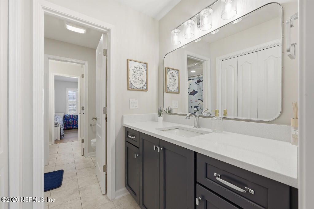 7956 Hollyridge Road, Jacksonville, FL 32256 Photo