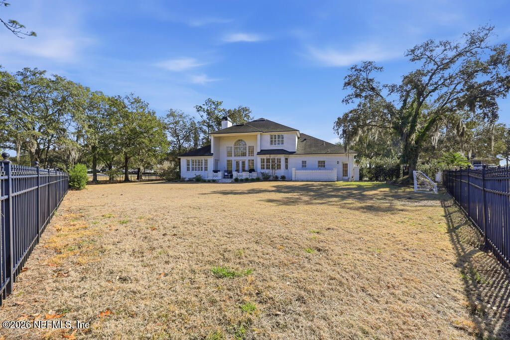 7956 Hollyridge Road, Jacksonville, FL 32256 Photo