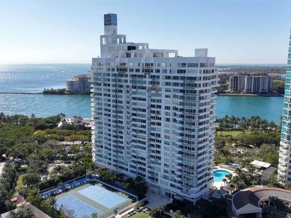 400 S Pointe Dr, Unit 1608, Miami Beach, FL 33139