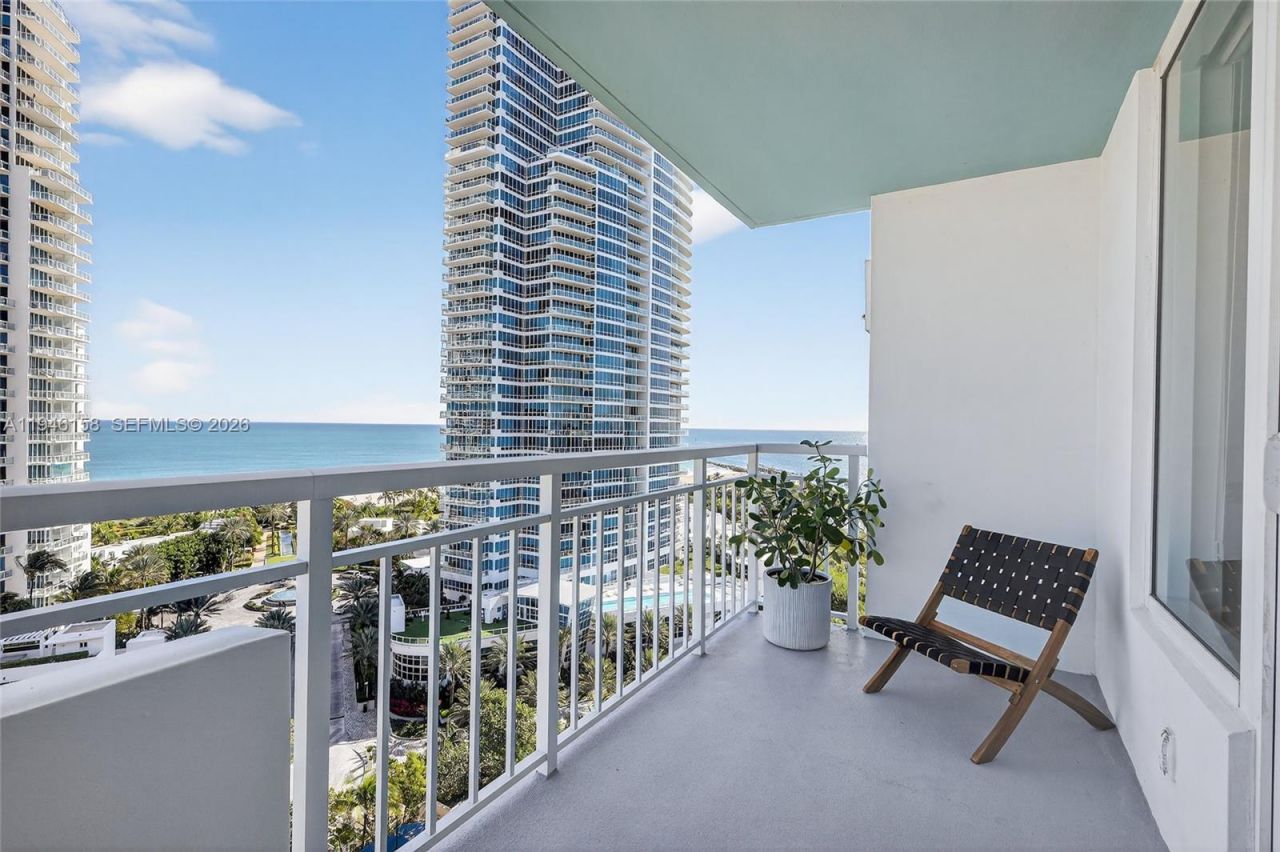 400 S Pointe Dr, Unit 1608, Miami Beach, FL 33139 Photo