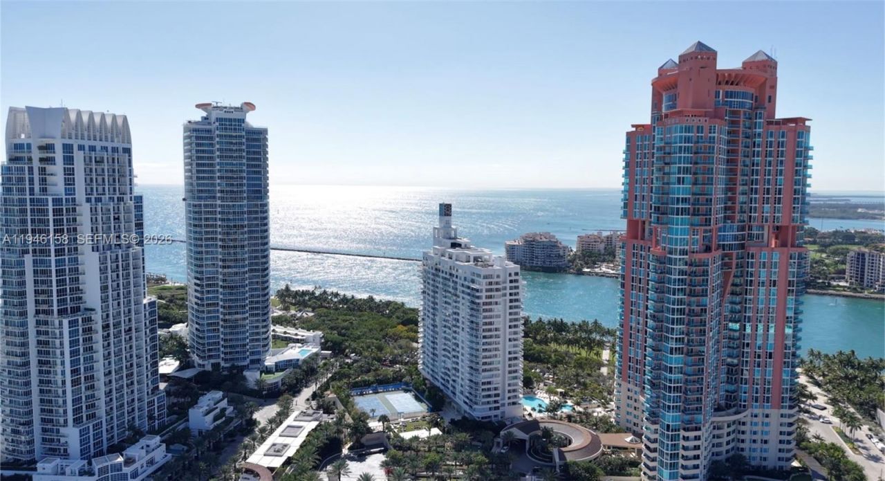 400 S Pointe Dr, Unit 1608, Miami Beach, FL 33139 Photo