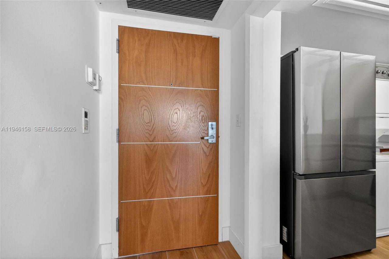 400 S Pointe Dr, Unit 1608, Miami Beach, FL 33139 Photo