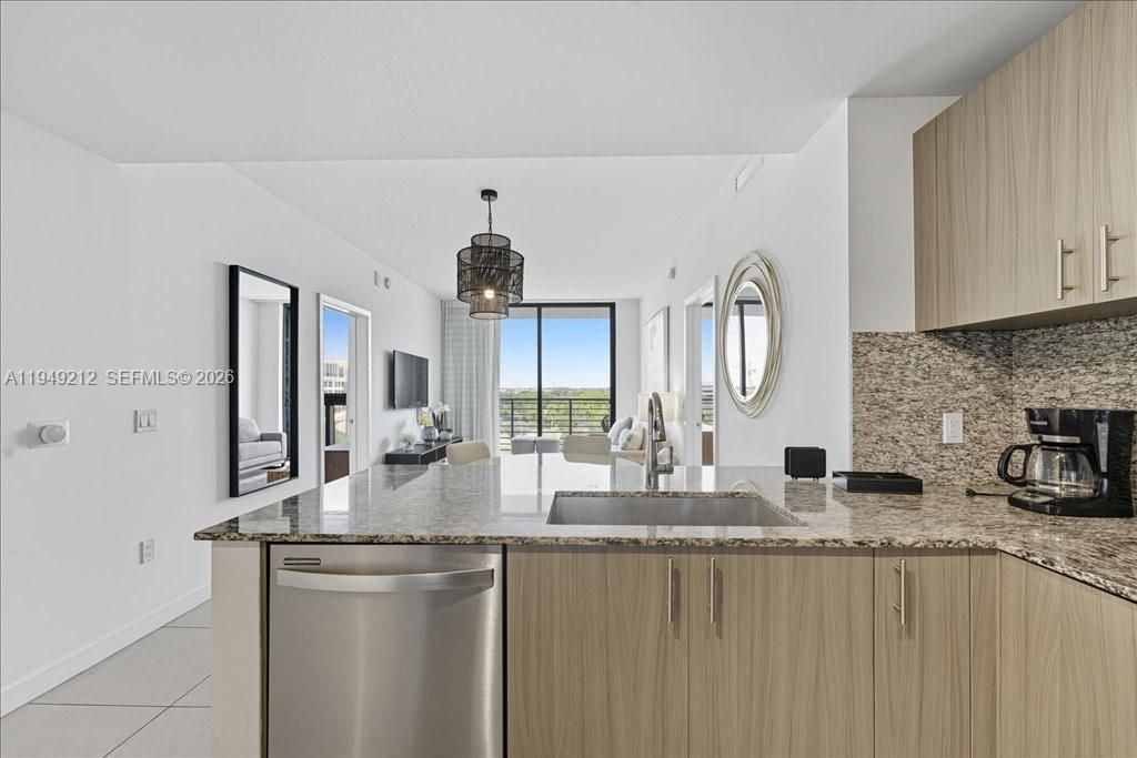 5350 NW 84th Ave , Unit 505, Doral, FL 33166 Photo