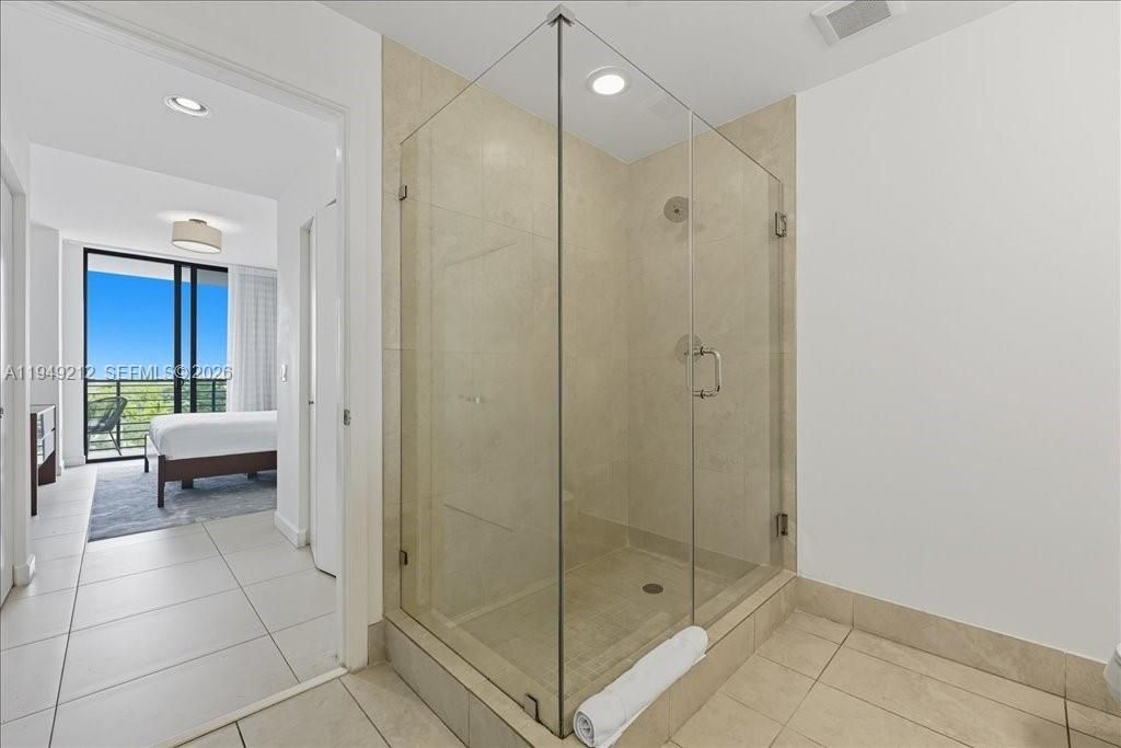 5350 NW 84th Ave , Unit 505, Doral, FL 33166 Photo