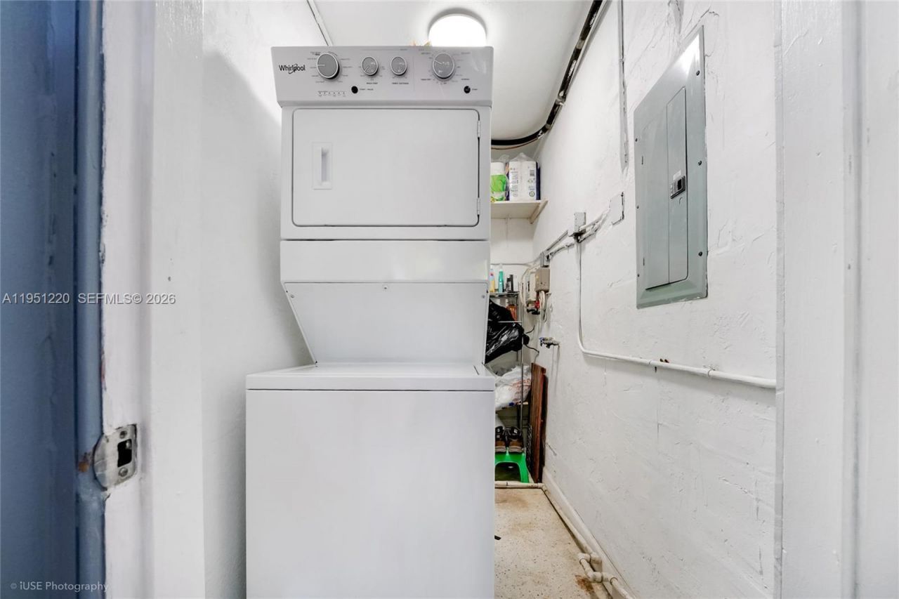 860 SE 7th Ave , Hialeah, FL 33010 Photo