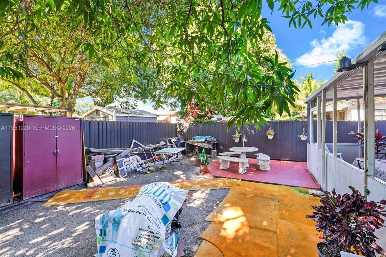 860 SE 7th Ave , Hialeah, FL 33010 Photo