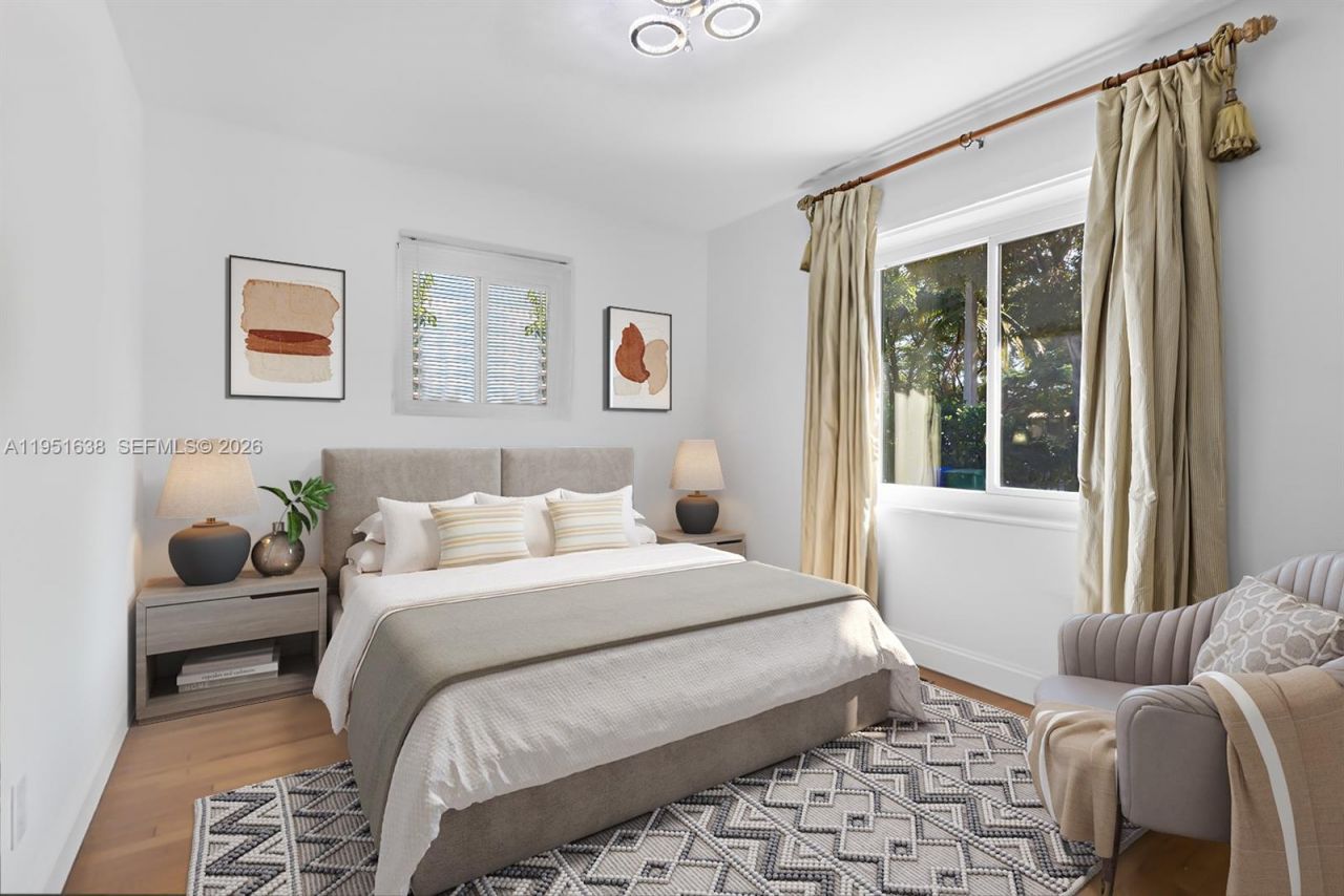 4331 SW 7th St, Miami, FL 33134 Photo