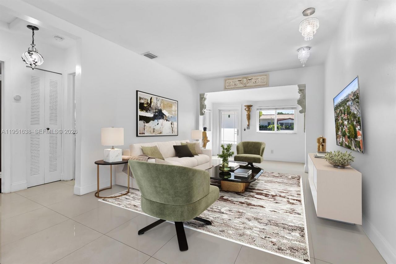 4331 SW 7th St, Miami, FL 33134 Photo