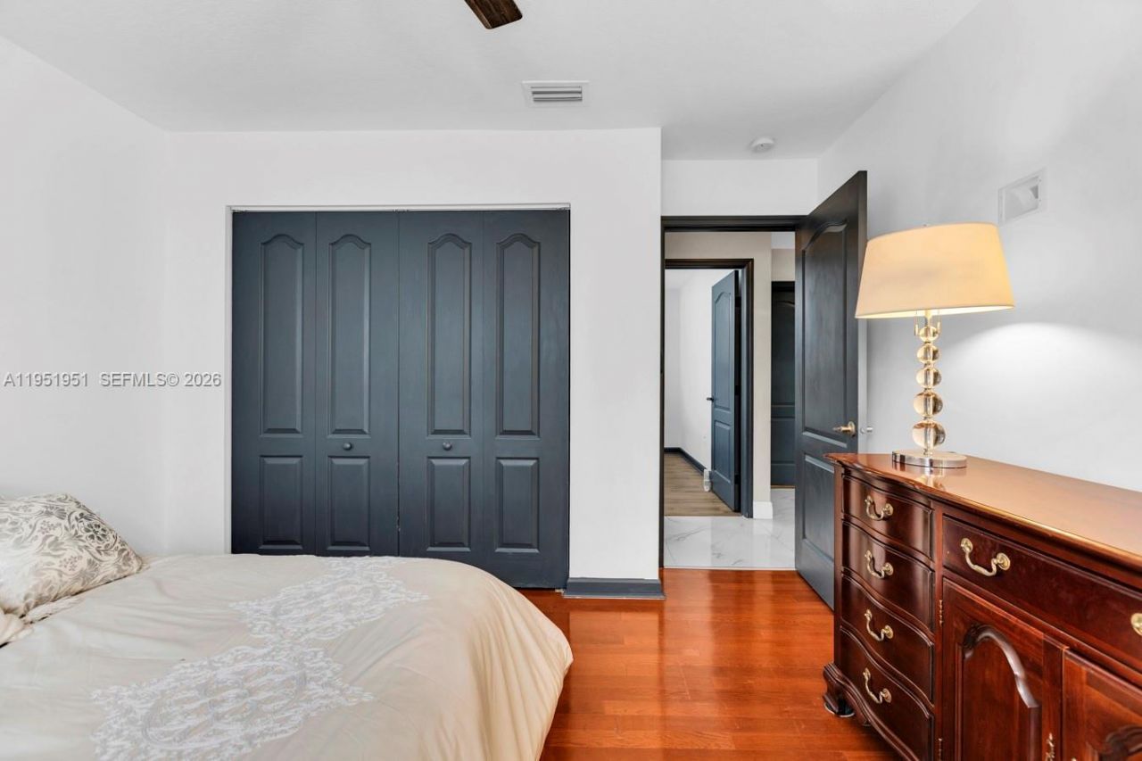 8974 SW 212th Ln , Cutler Bay, FL 33189 Photo