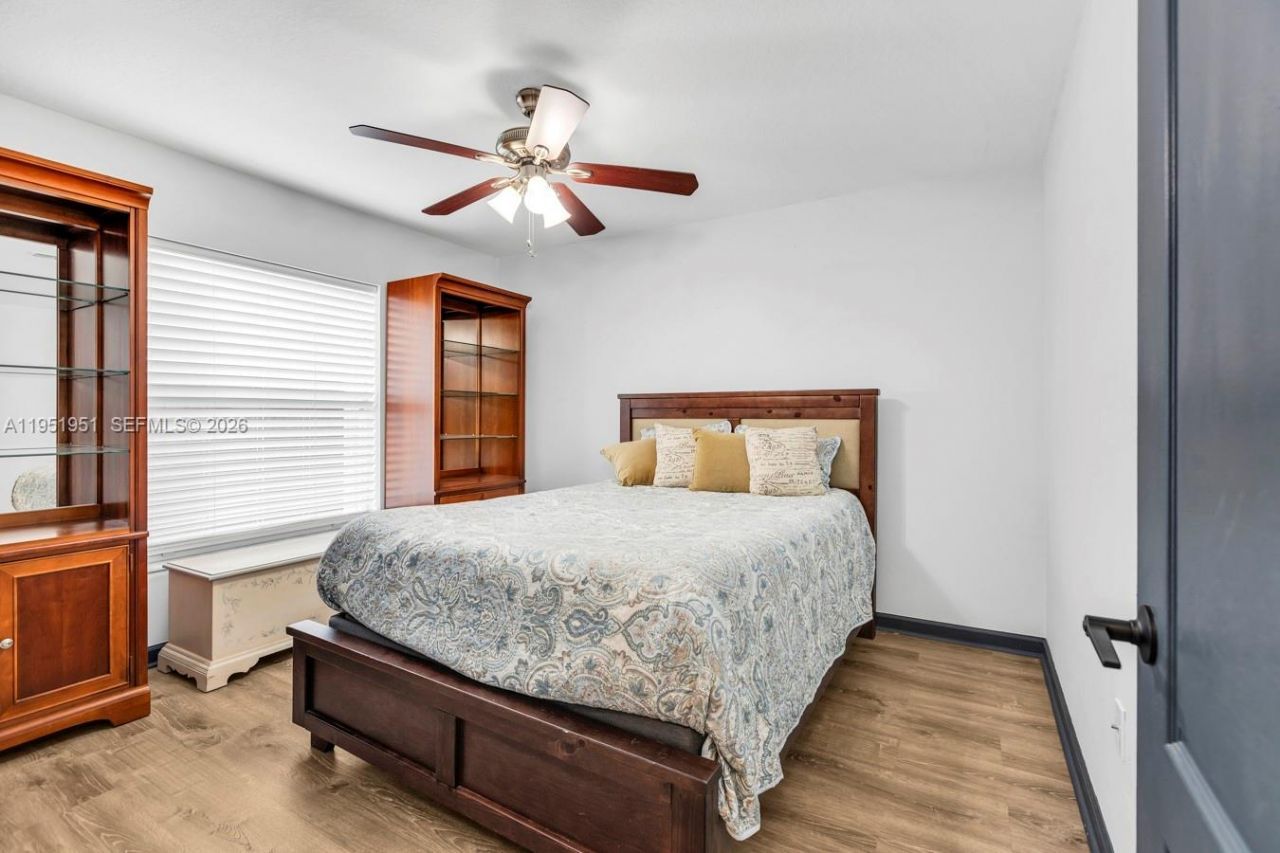 8974 SW 212th Ln , Cutler Bay, FL 33189 Photo