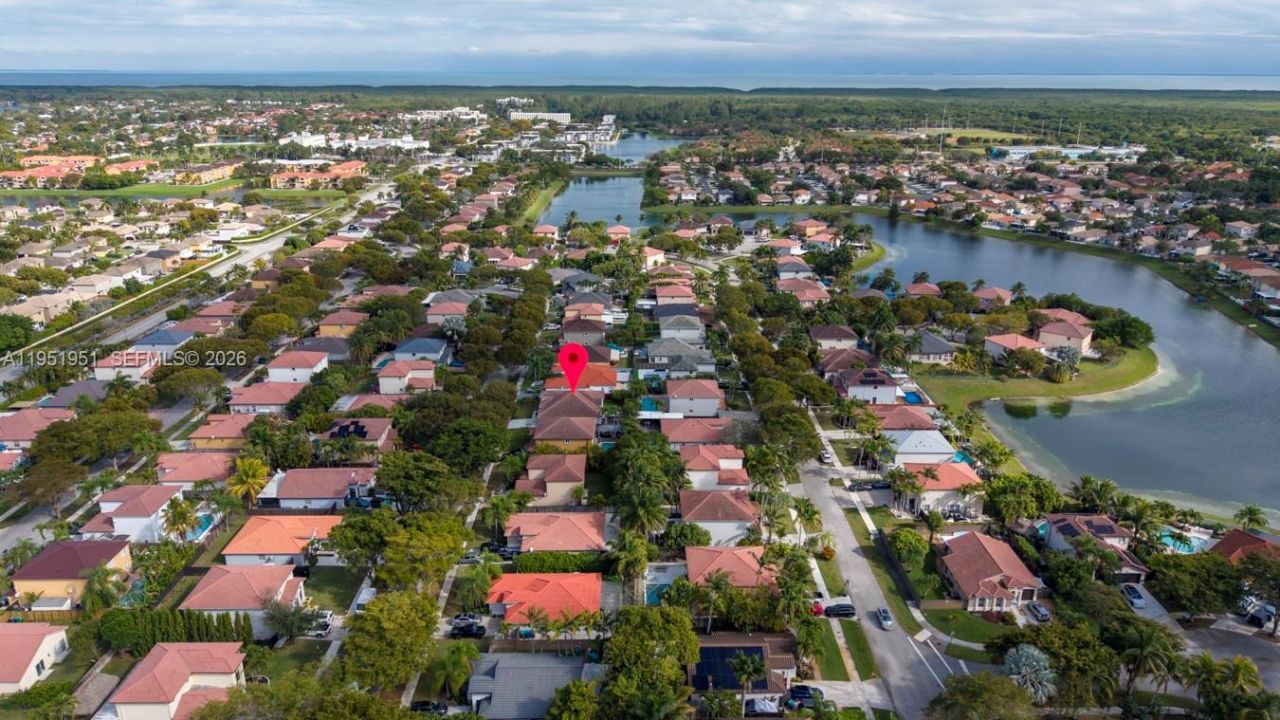 8974 SW 212th Ln , Cutler Bay, FL 33189 Photo