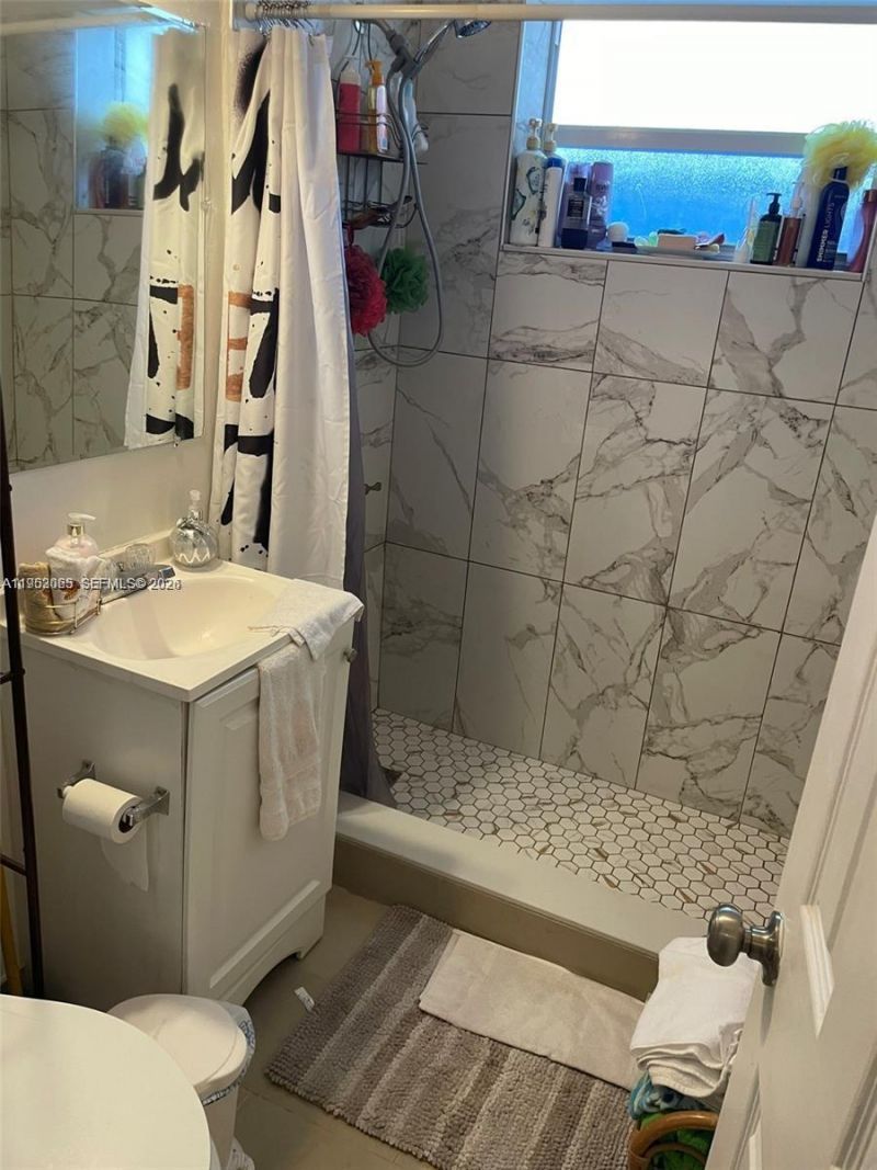 1790 NW 19th St, Miami, FL 33125 Photo