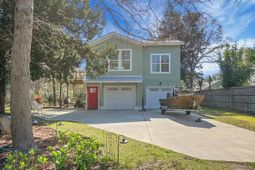 1354 Bluebird Drive photo 4