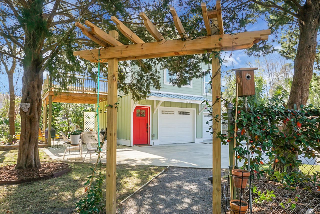 1354 Bluebird Drive Photo 4