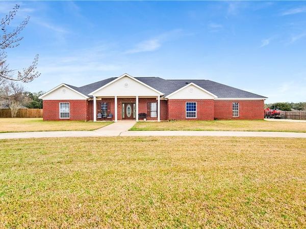 8380 South Wind Drive S, Irvington, AL 36544