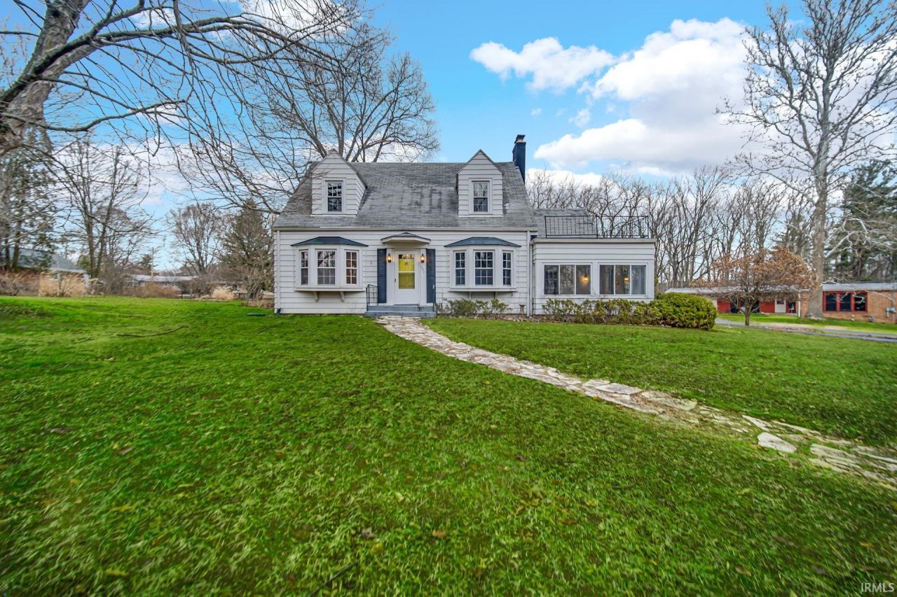 936 Academy Road, Culver, IN 46511 Main Photo