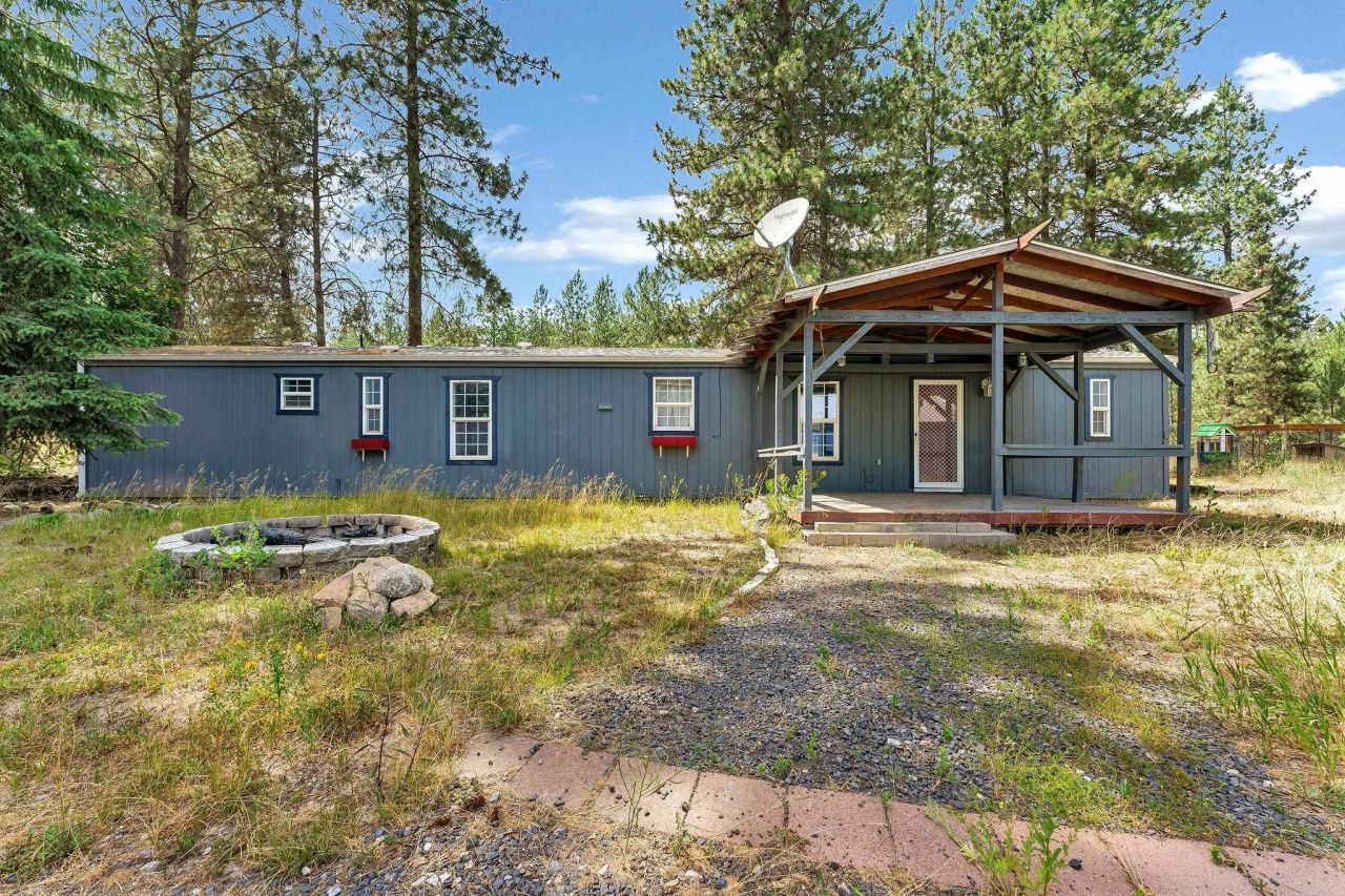 6265 W Bluebird Way, Deer Park, WA 99006 Main Photo