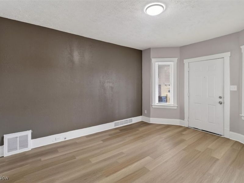 1115 Ansel Road, Cleveland, OH 44108 Photo 6