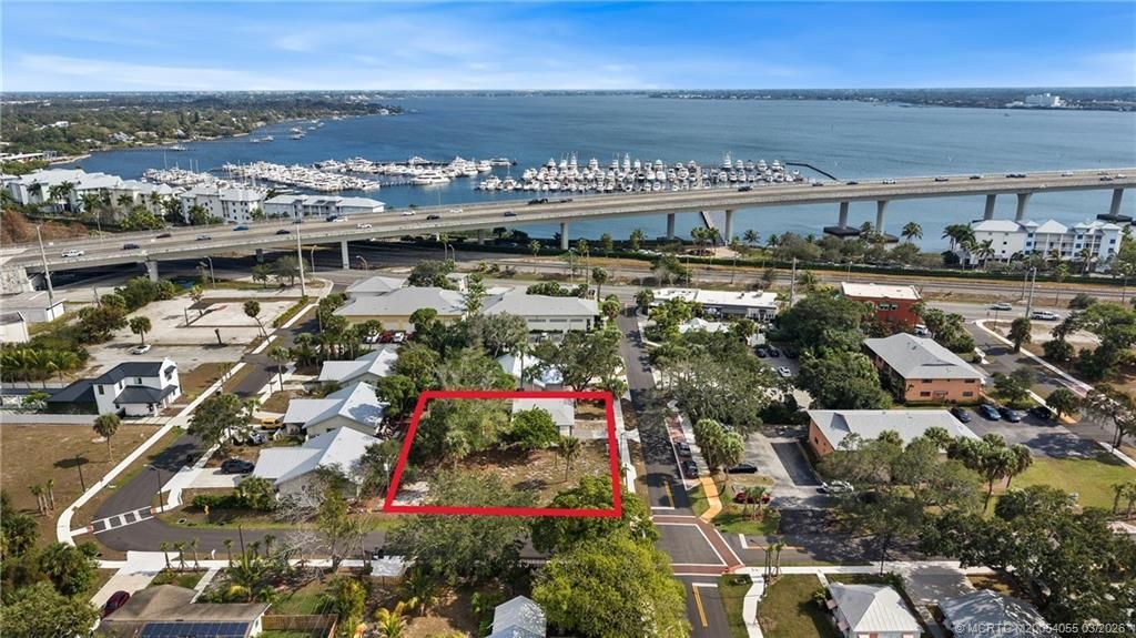 621 NW Australian Street, Stuart, FL 34994 Photo