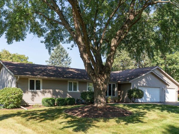 8628 Byron Hills Drive, BYRON, IL 61010